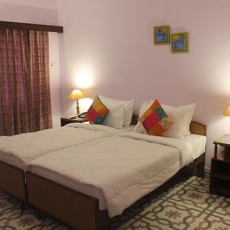 Sankhu Niwas Hotel Bikaner Exterior photo